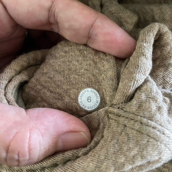 Lululemon Catch A Moment Crew Pullover Sweatshirt Brown Women's Size 6 B18 - Picture 6 of 10